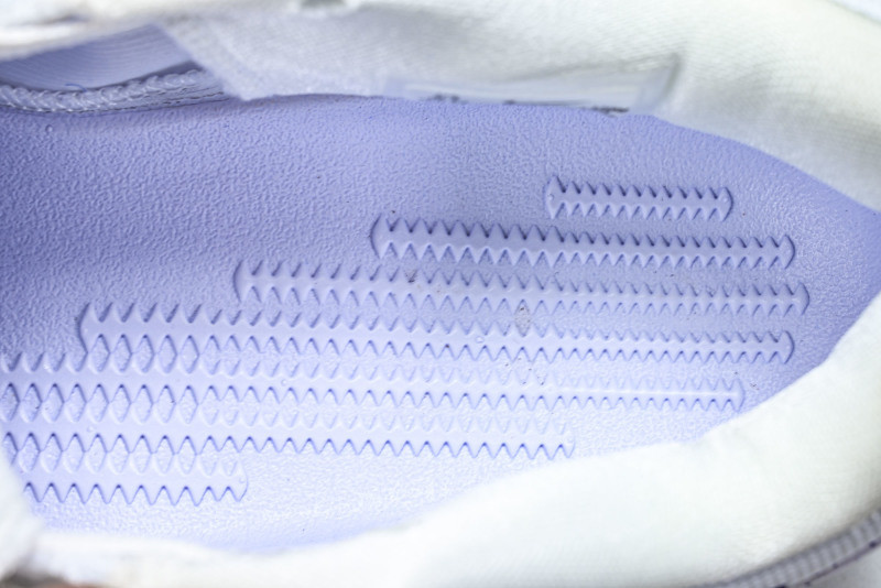 Nike Kobe 9 EM Low Protro White Court Purple IH1401-100