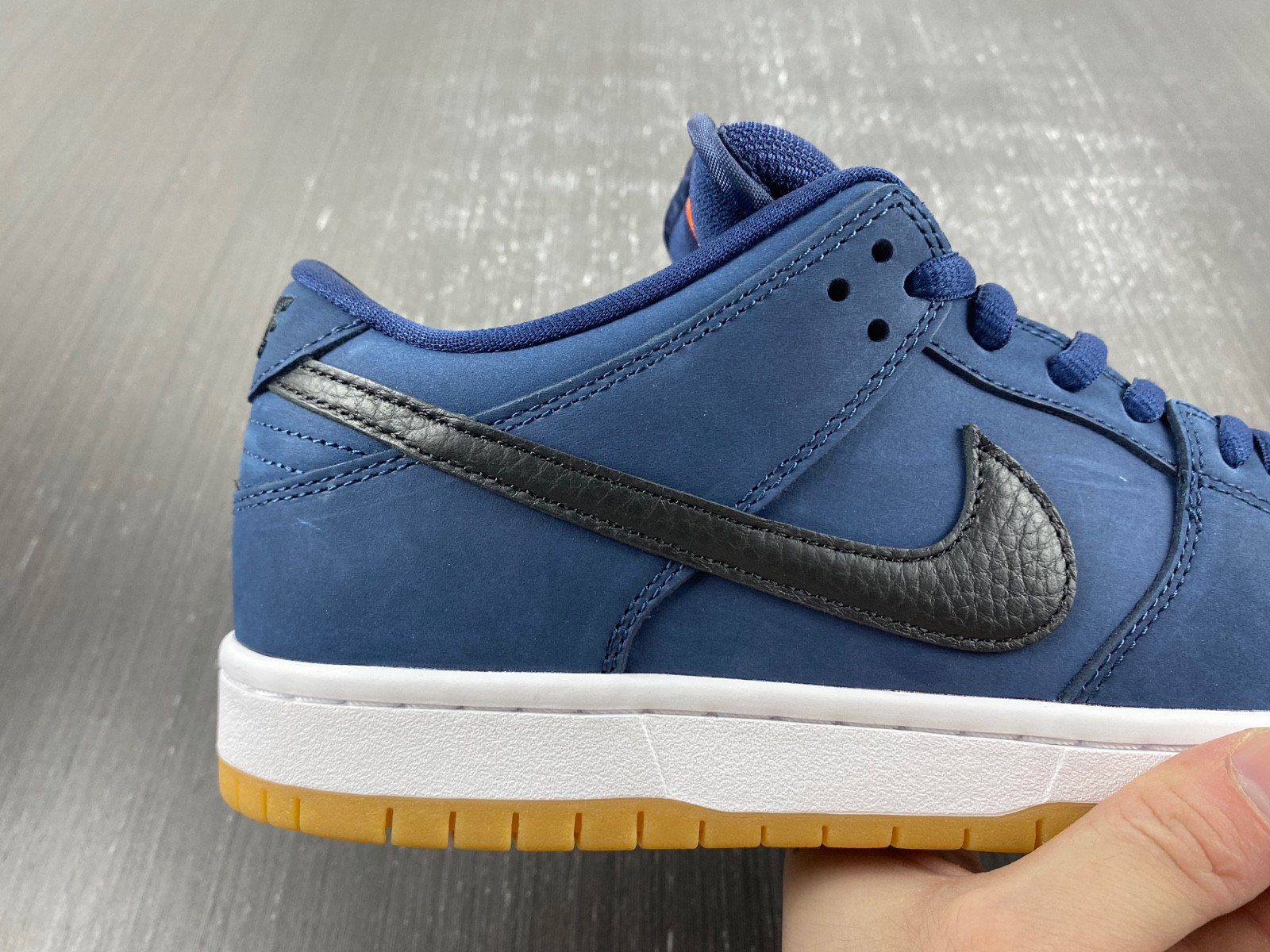 Nike SB Dunk Low Pro ISO 