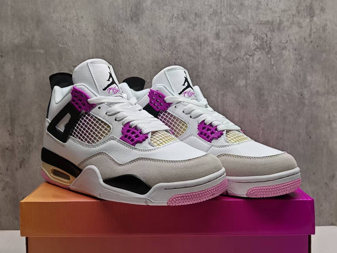 Air Jordan 4 “Comic” IO2362-100