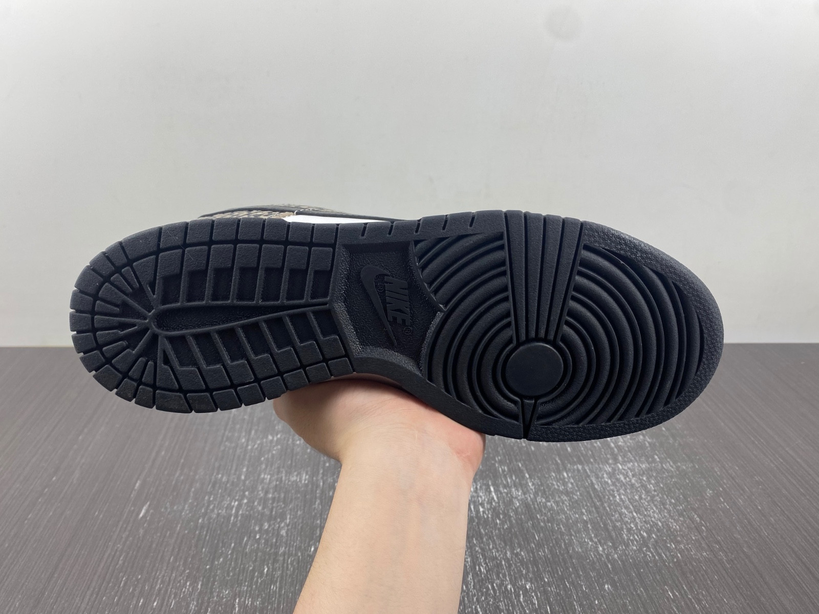 Nike SB Dunk Low White Cement (2002) 304292-001