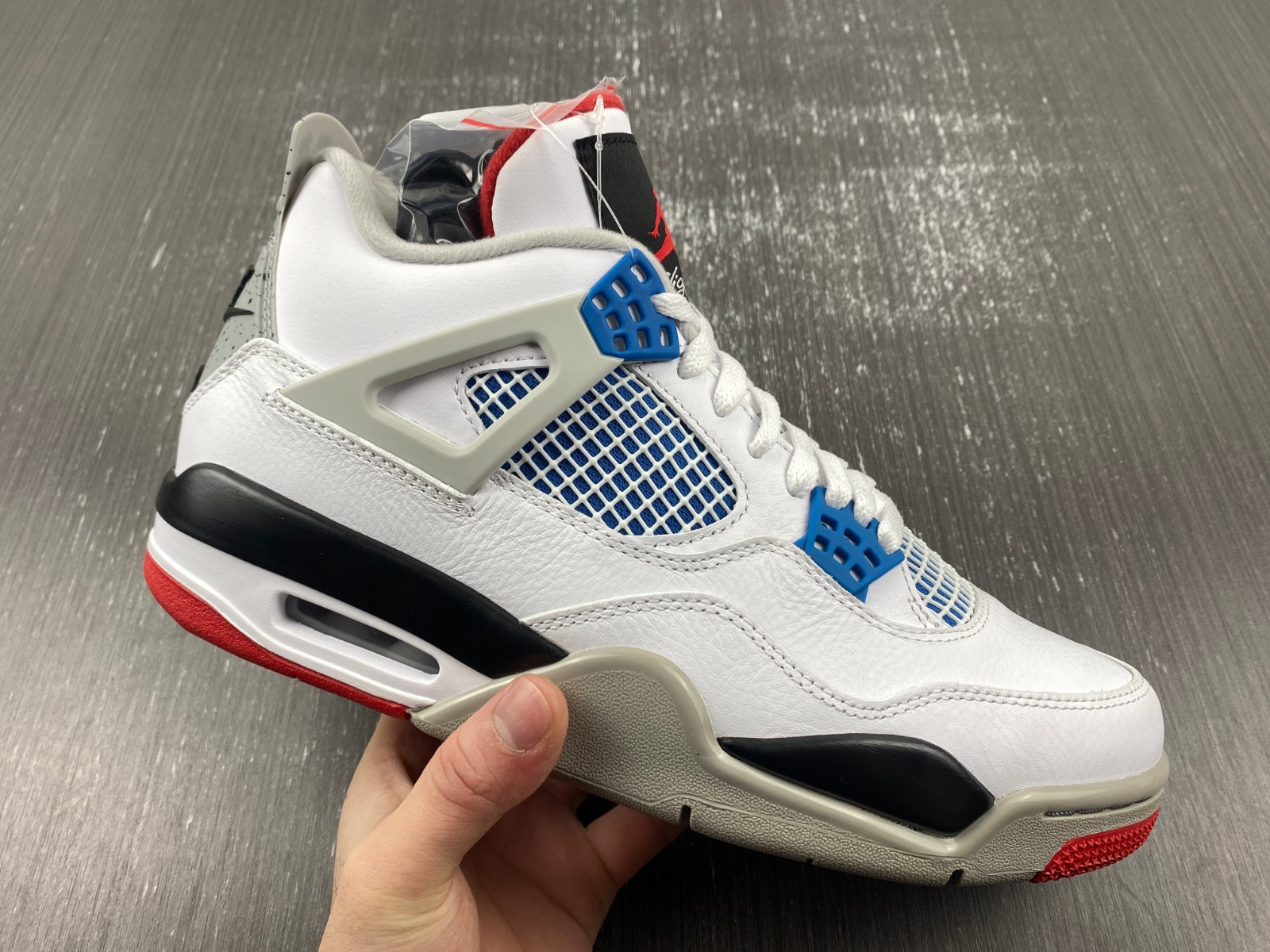 Air Jordan 4 Retro SE