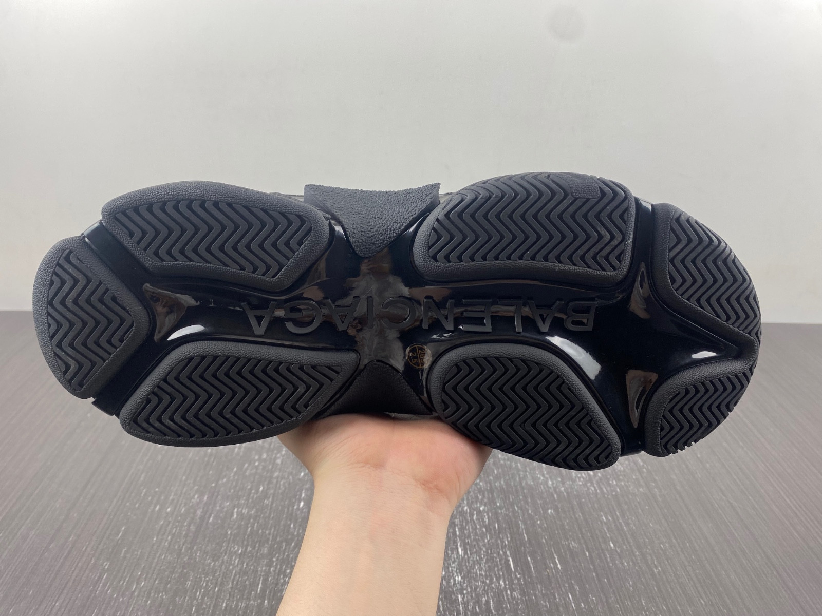 Ba*len*cia*ga triple s 710157 w3cu1 1000