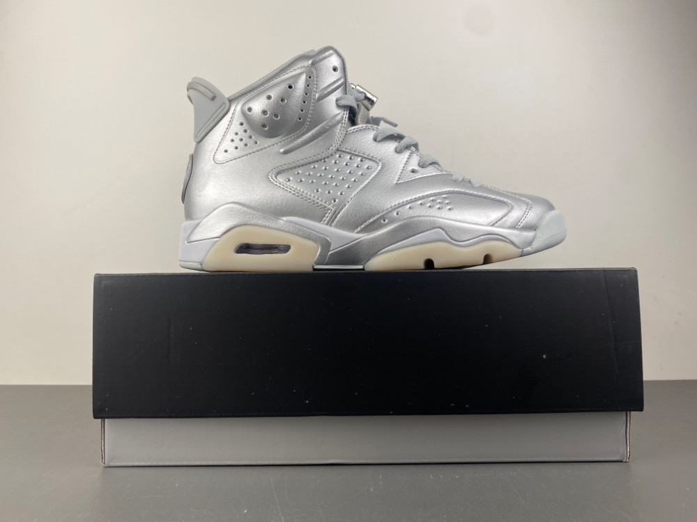 PSG x Air Jordan 6 "Metallic Silver" IQ5135-001