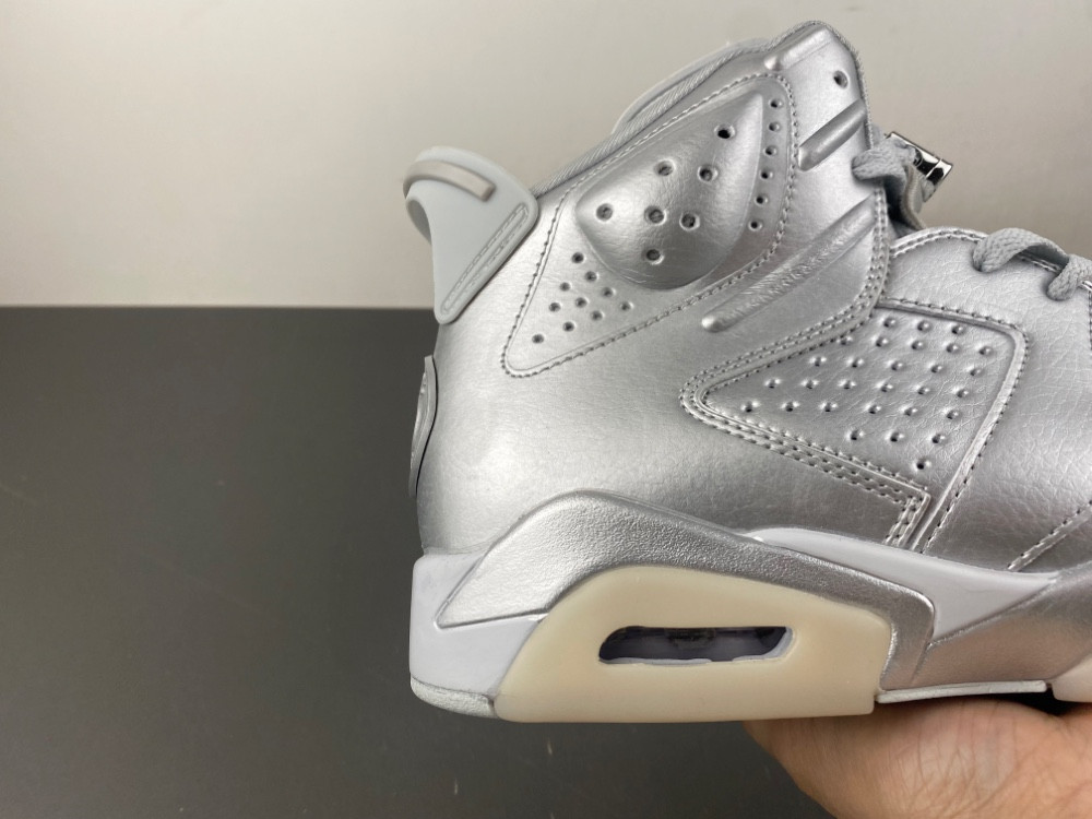 PSG x Air Jordan 6 "Metallic Silver" IQ5135-001