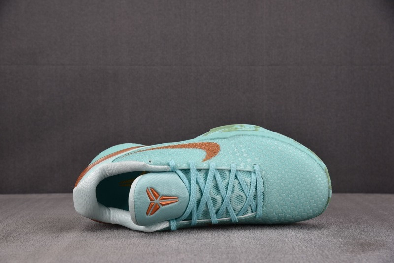 Jalen Brunson x Nike Kobe 6 Protro “Statue of Liberty” IQ5774-300