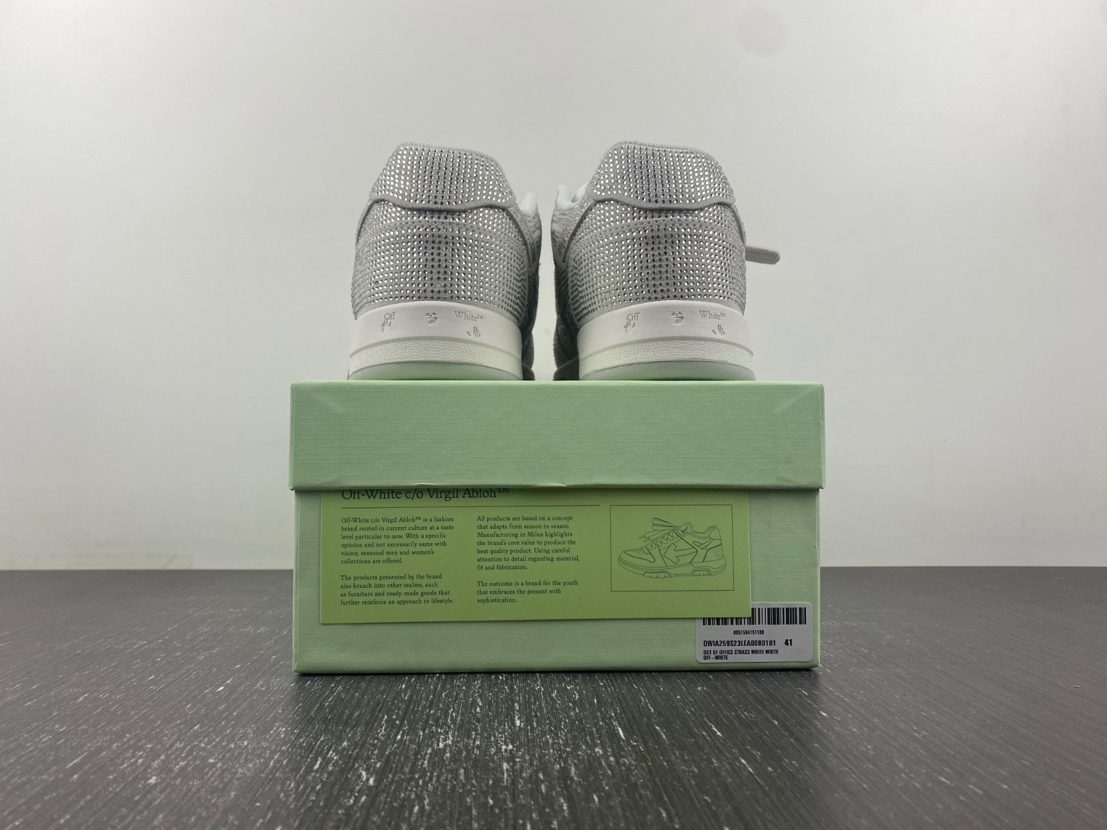 Off-White c/o Virgil Abloh