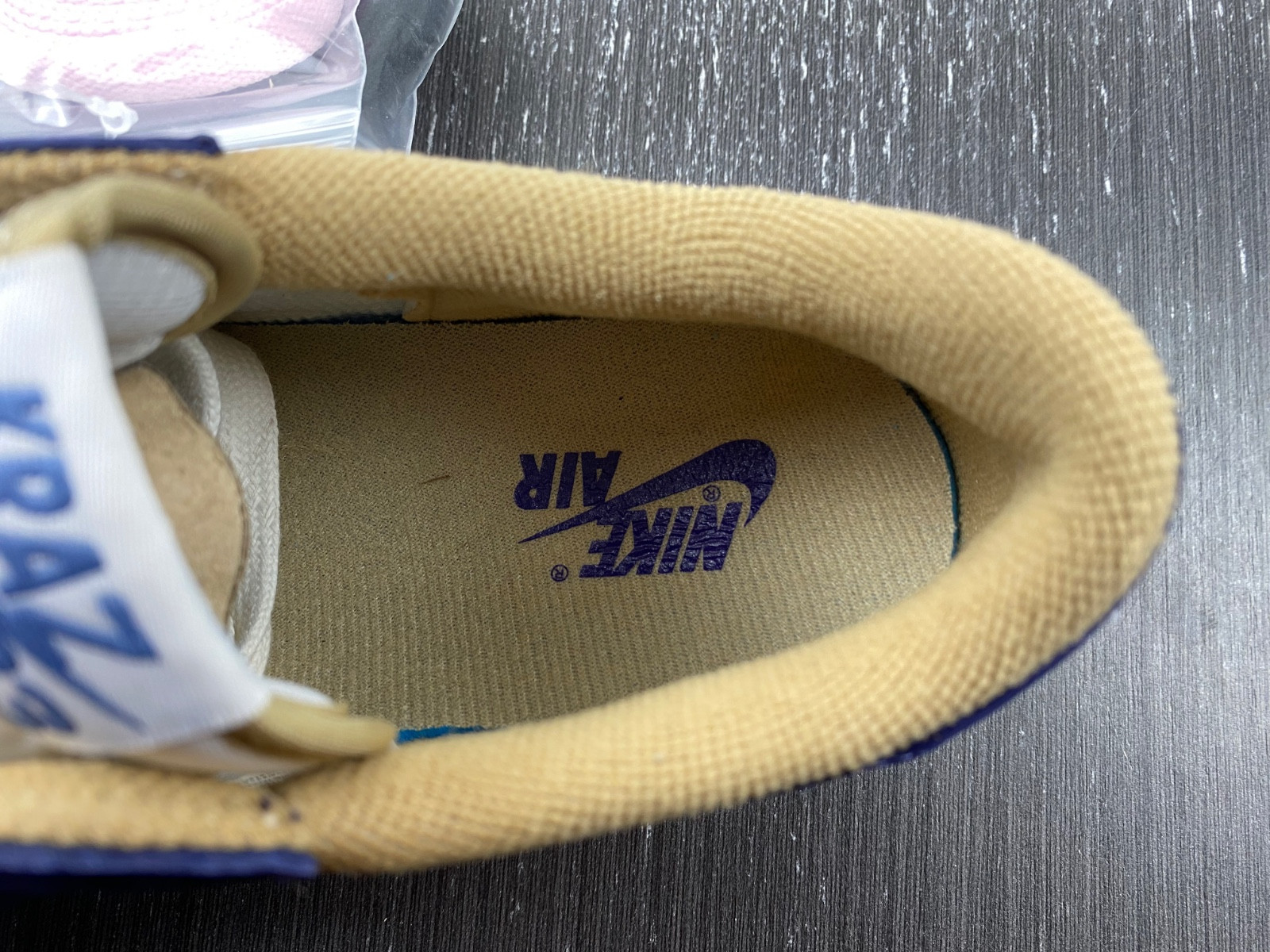 Travis Scott x Air Jordan 1 DM7866-808