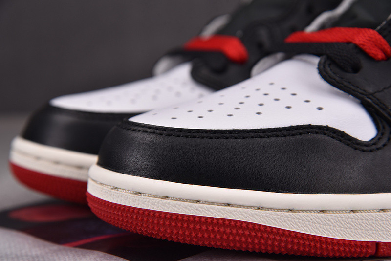 Air Jordan 1 High OG Black Toe Reimagined DZ5485-106