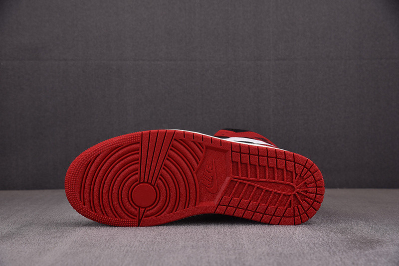 Air Jordan 1 High OG Black Toe Reimagined DZ5485-106