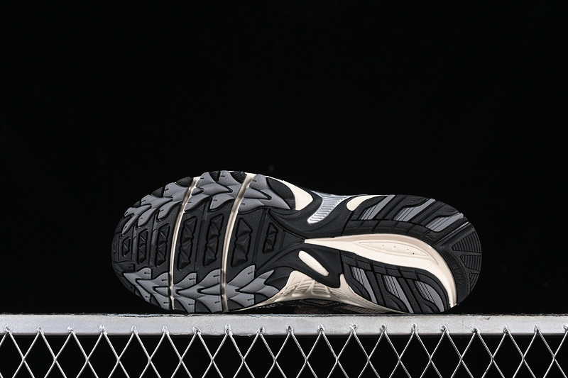 As*ic*s gel-kahana tr v4