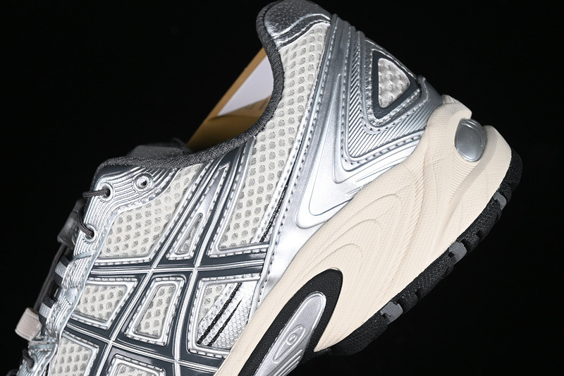 As*ic*s gel-kahana tr v4