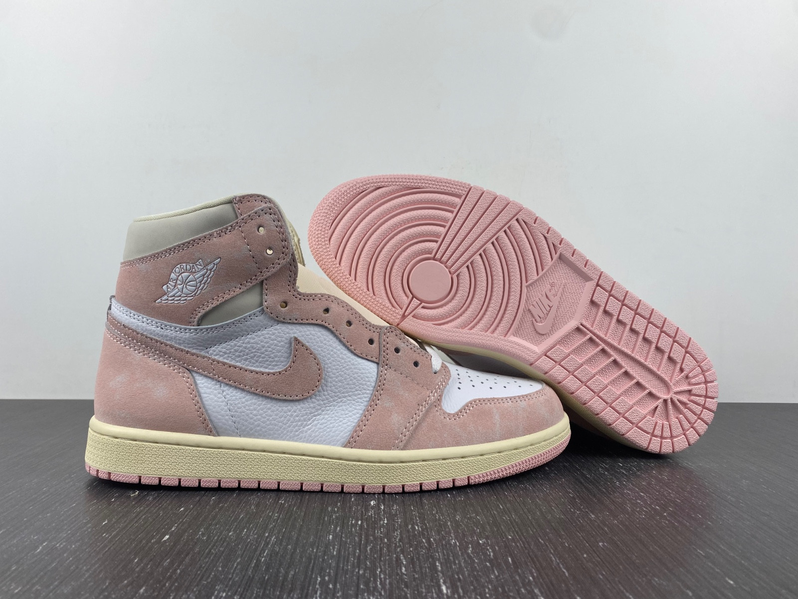 Air Jordan 1 Washed Pink FD2596-600
