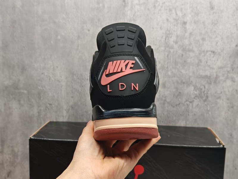 Air Jordan 4 London Black | IV6048-001