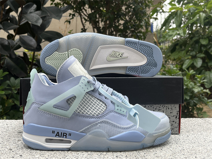 JORDAN 4 RETRO X OW BABY BLUE
