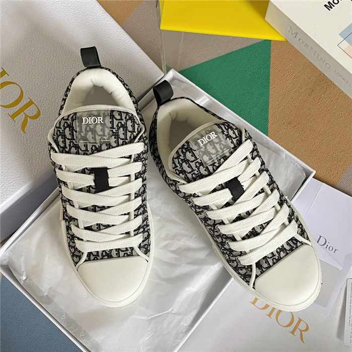 B23 SKATER SNEAKER