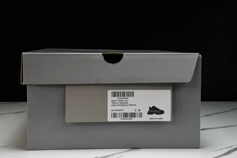 Ba*len*cia*ga triple s 536737 w2fay 9017