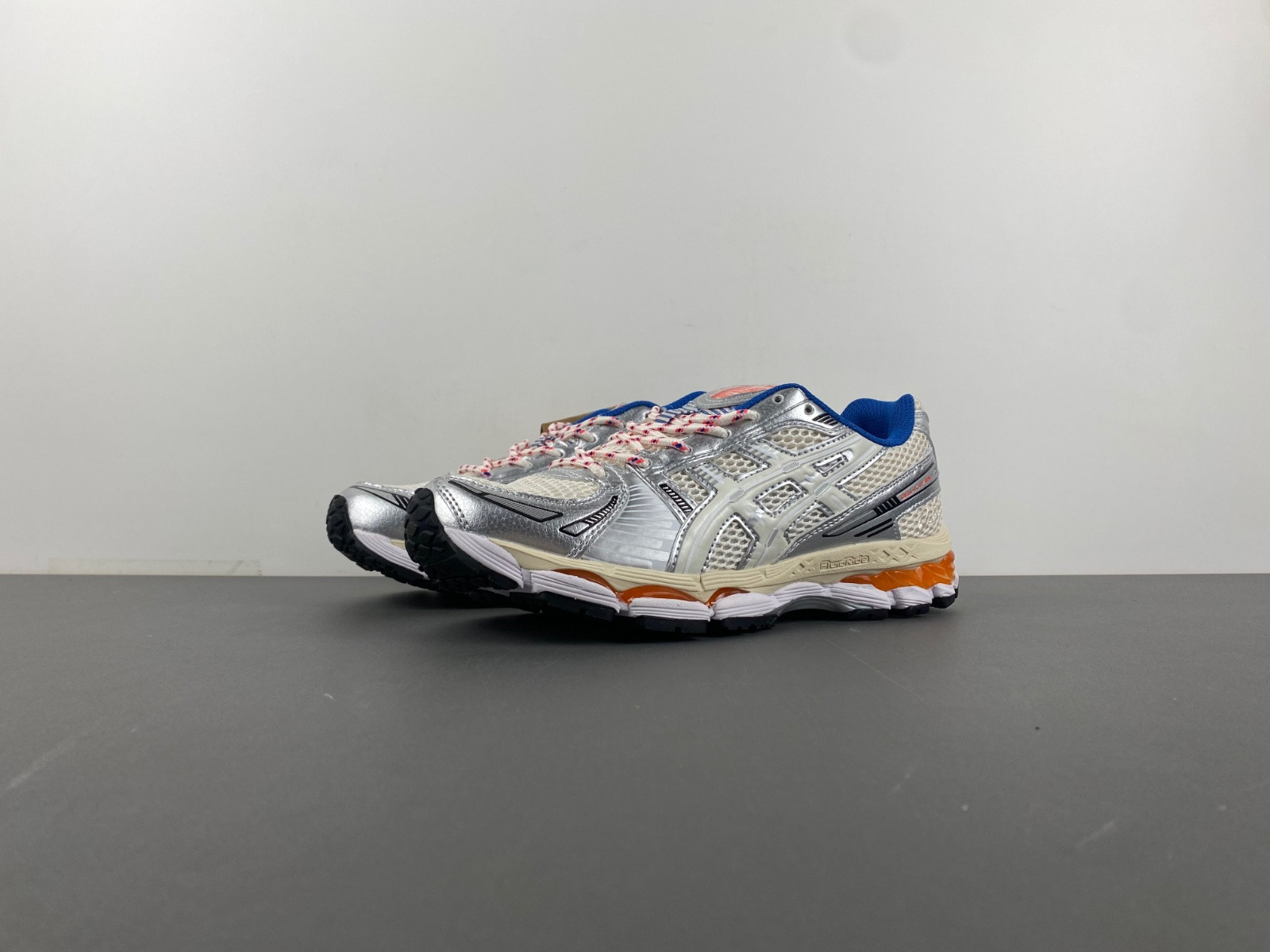 kith ronnie fieg x As*ic*s gel kayano 12.1 "knicks" 1203a555-101