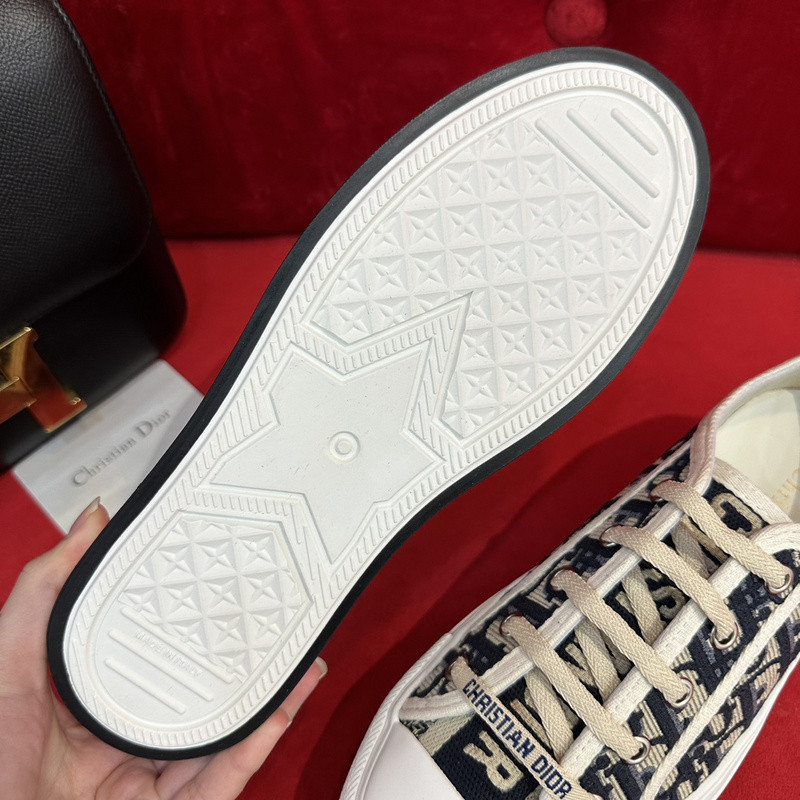 B23 OBLIQUE LOW SNEAKERS