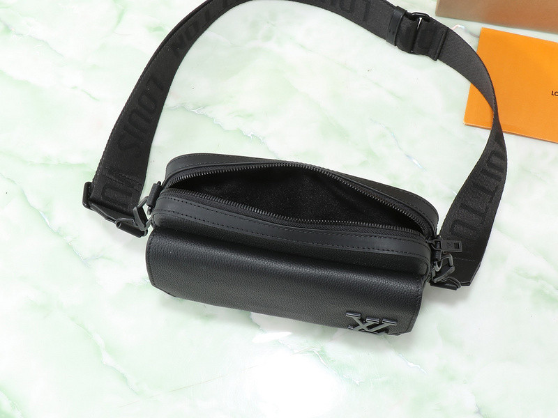 l0vis Vvtt0n trio jm messenger