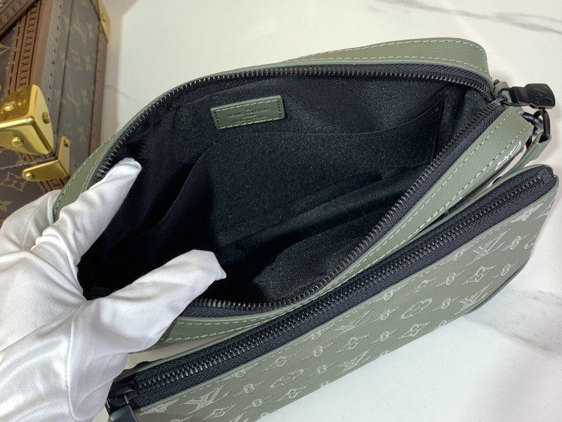 l0vis Vvtt0n trio jm messenger