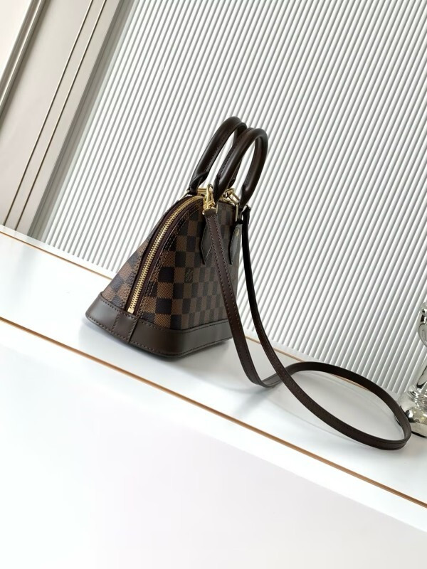 l0vis Vvtt0n alma bb damier ebene crossbody
