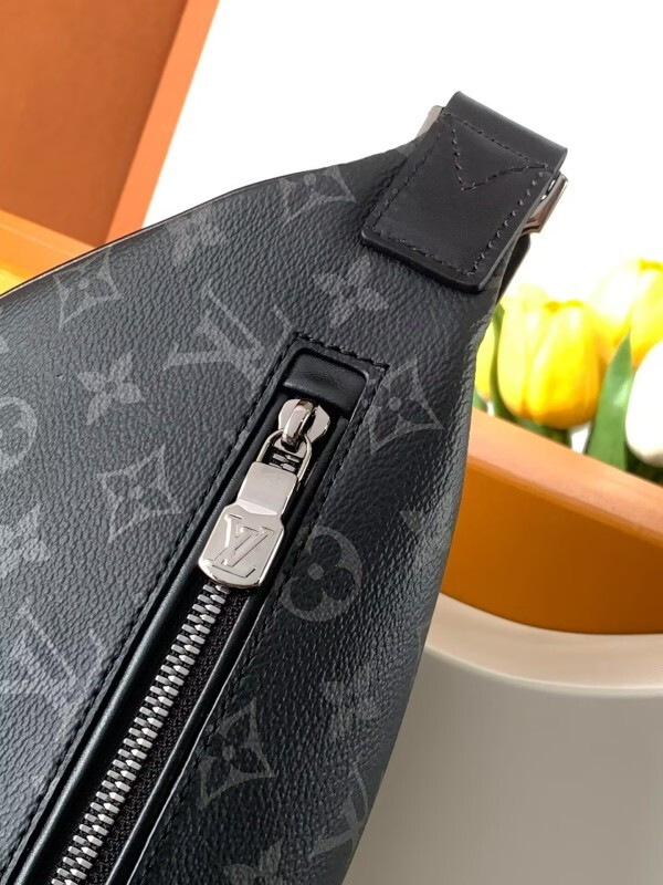 l0vis Vvtt0n rush bumbag