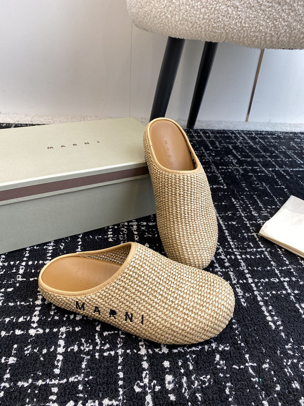 Marni Fussbett Sabot