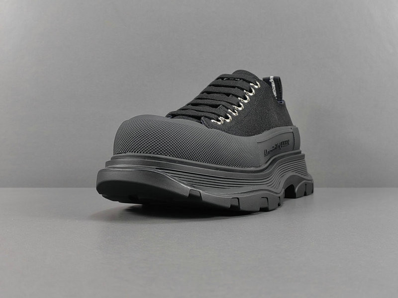 a1exa*der Mcqv*en sneaker