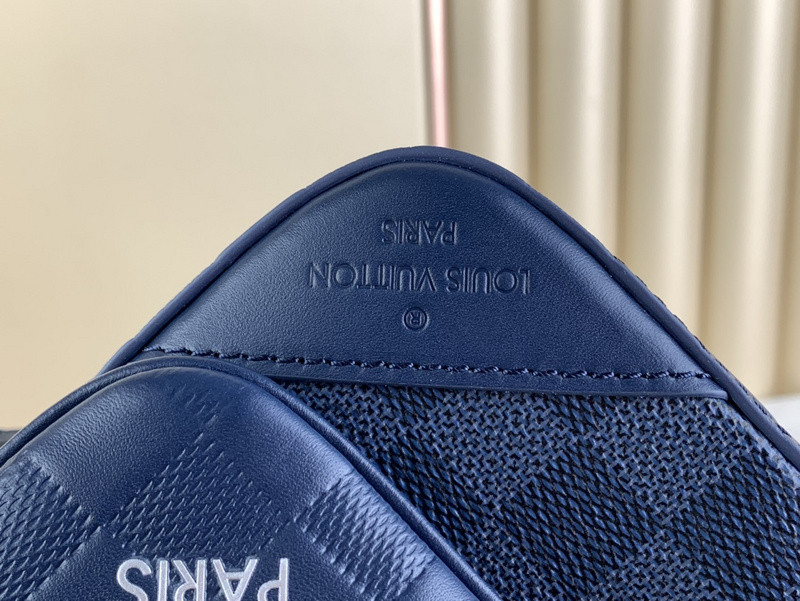 l0vis Vvtt0n trio jm messenger