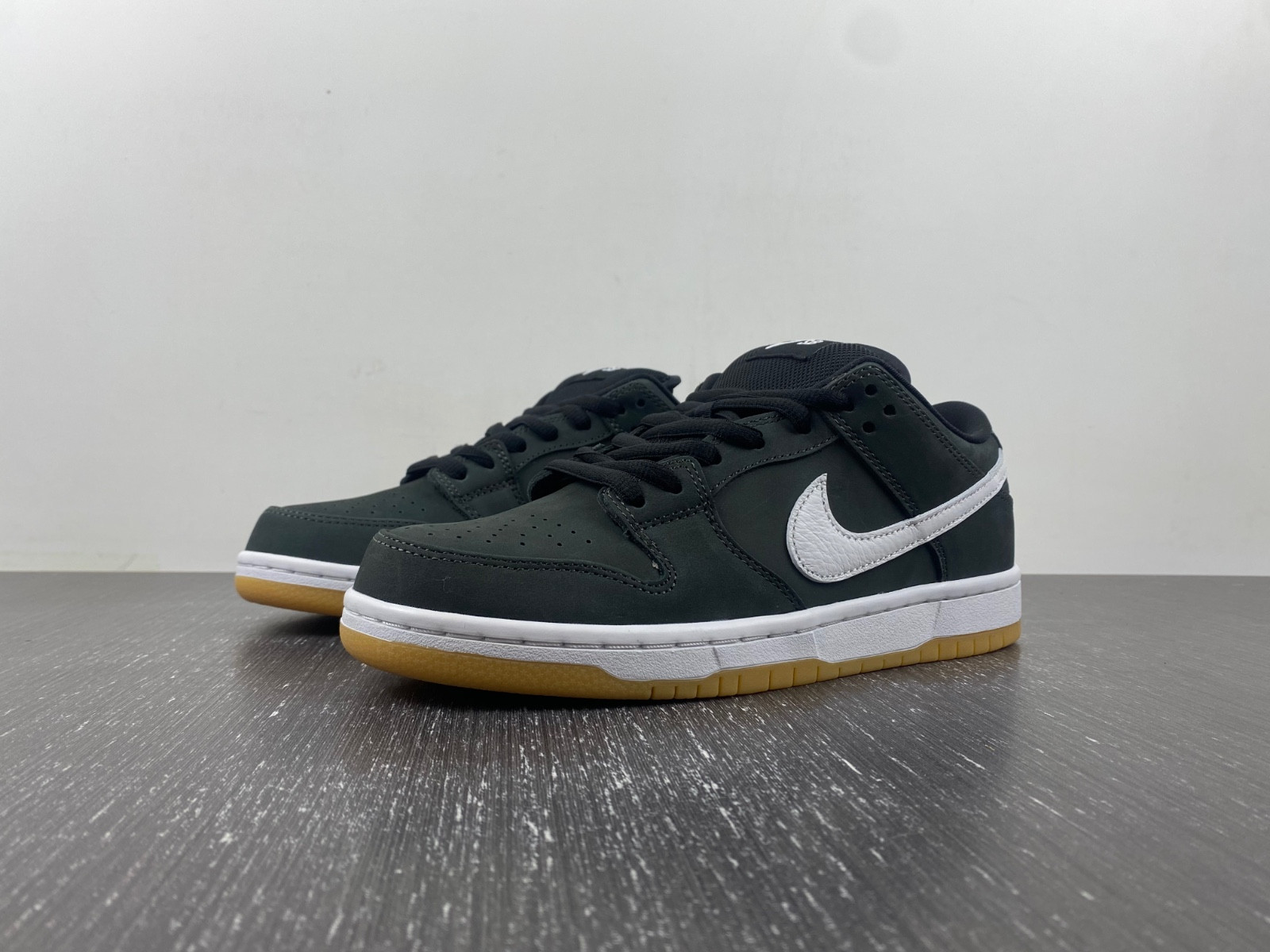Dunk Low SB 
