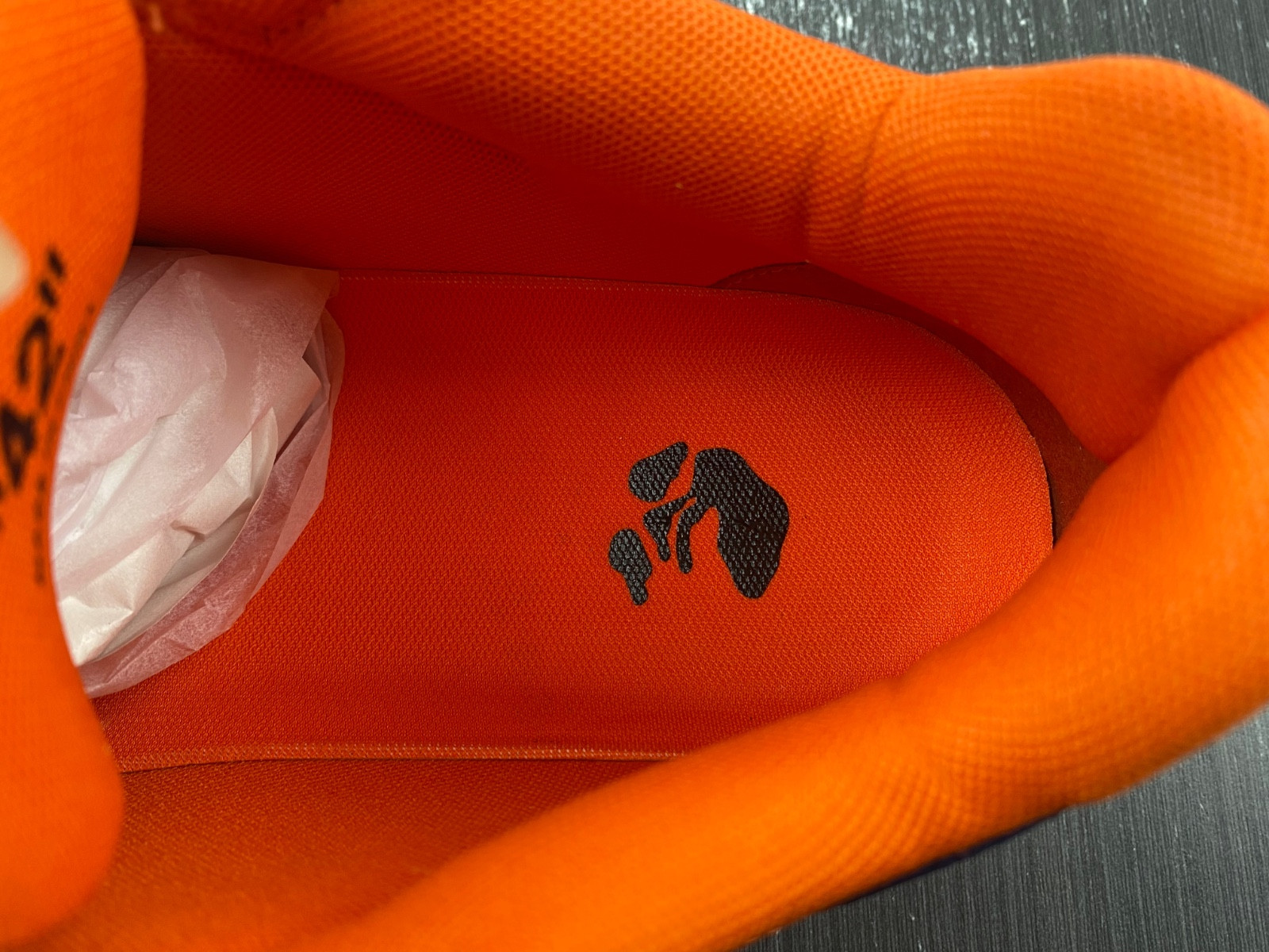 Off-White c/o Virgil Abloh