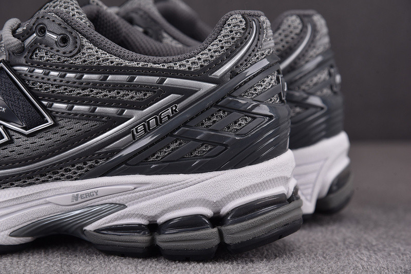 NEW BALANCE 1906R DARK GREY M1906RJS