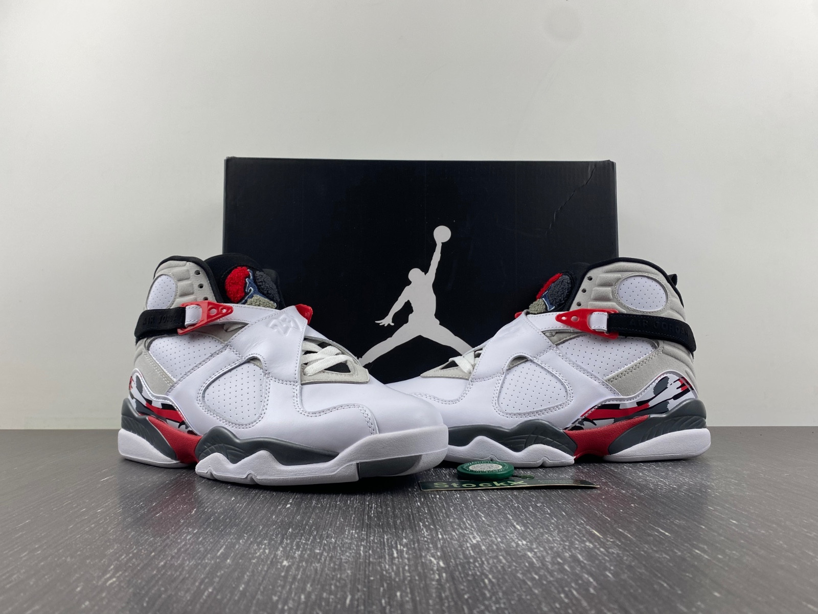 Air Jordan 8 Retro