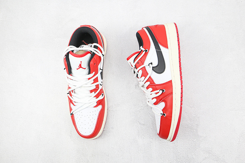 Air Jordan 1 Low Chicago 553558-208