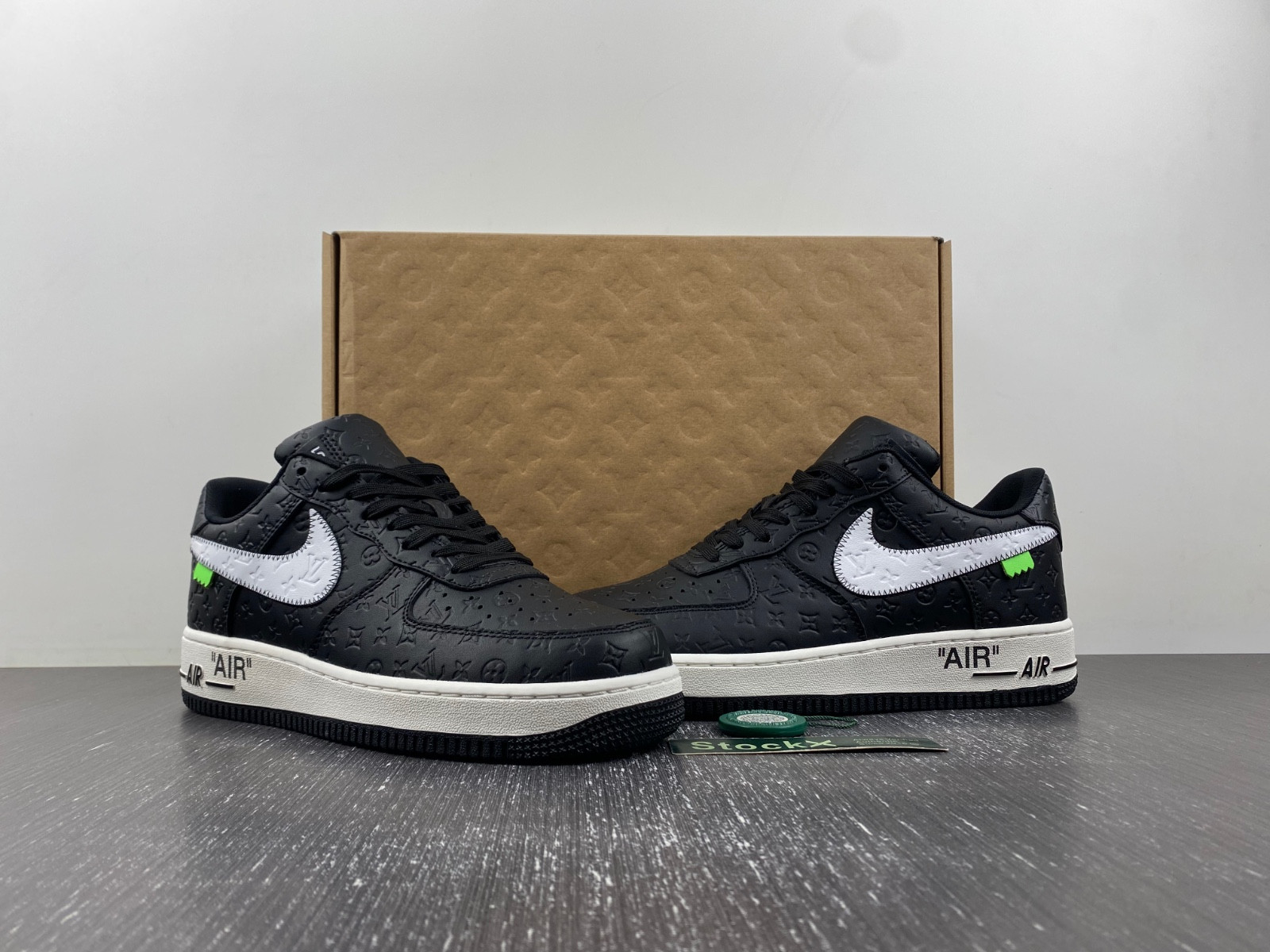 NIKE AIR FORCE 1 LOW BY VIRGIL ABLOH