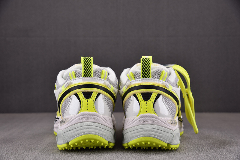 Off-White c/o Virgil Abloh