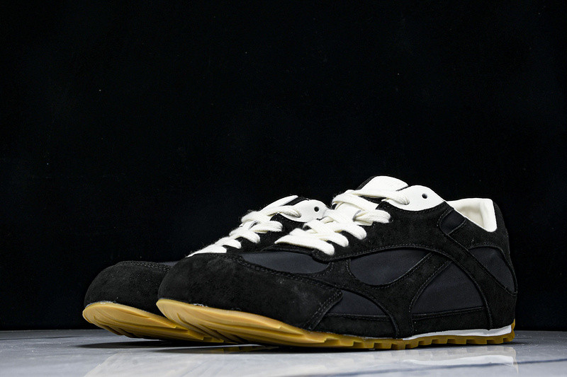 b0tt*ga Ven*ta orbit sneaker