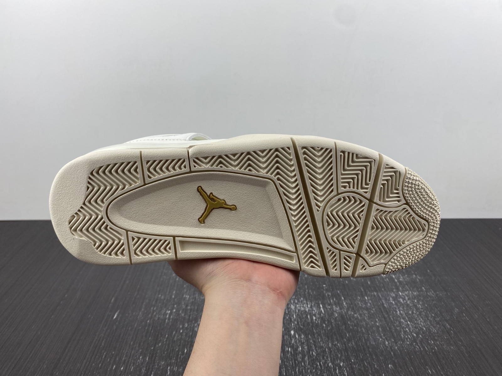 Air Jordan 4 Retro "Sail" AQ9129-170