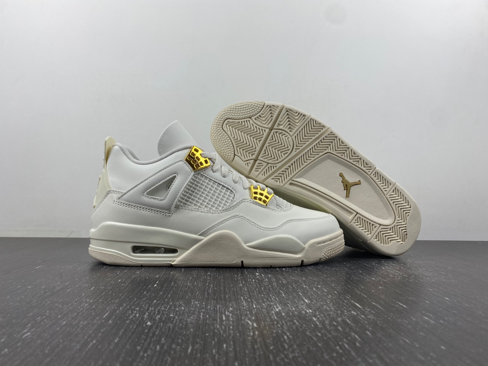 Air Jordan 4 Retro "Sail" AQ9129-170