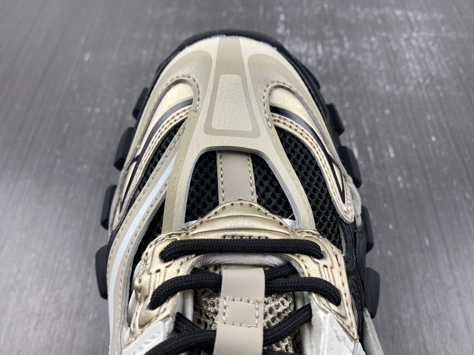 Ba*len*cia*ga track 2.0 beige 568615w2gn38071