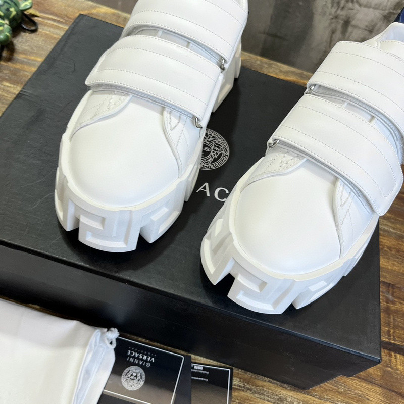 VERSACE SNEAKER