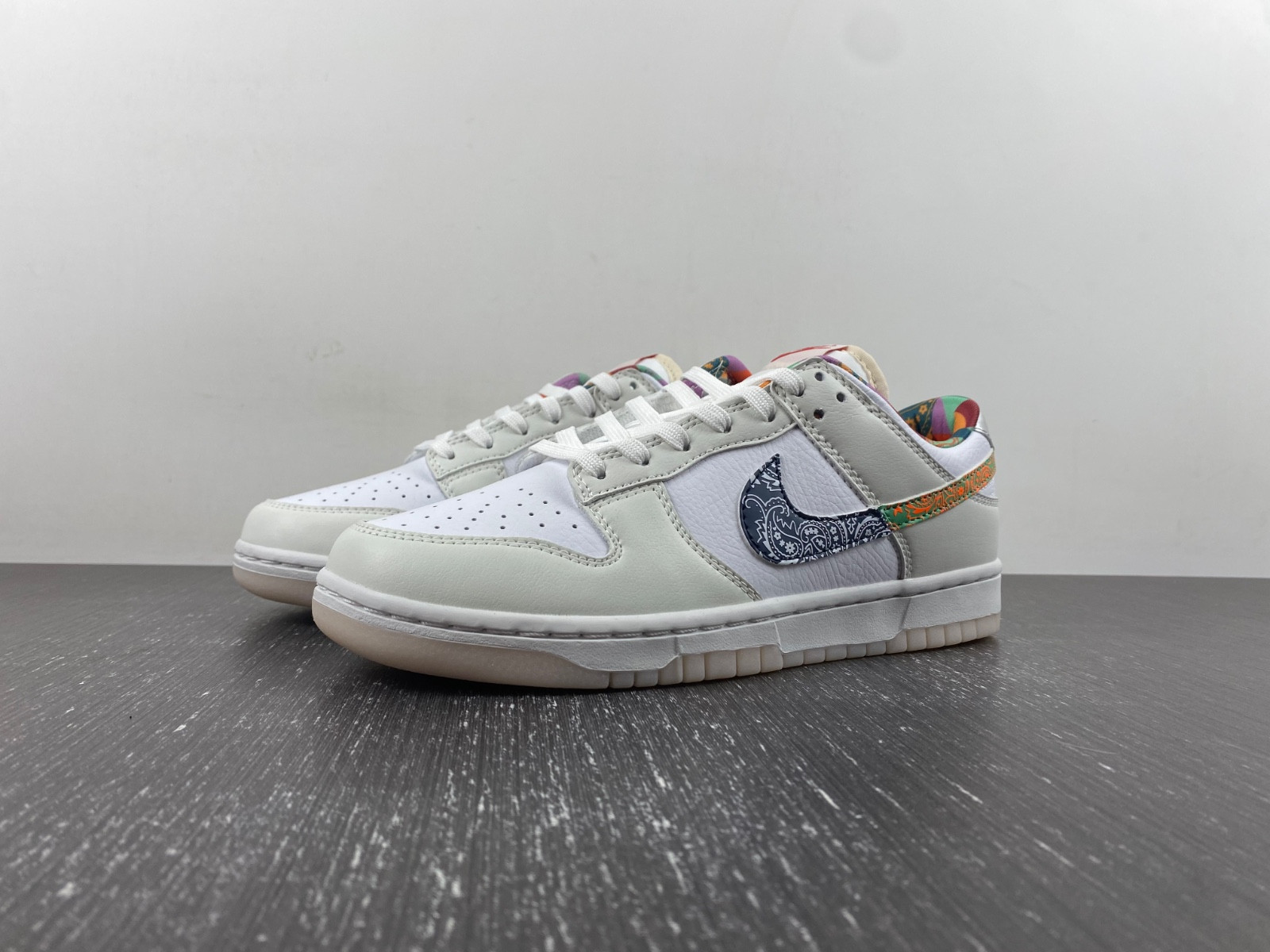 Nike Dunk Low GS "Multi-Color Paisley" FN8913-141