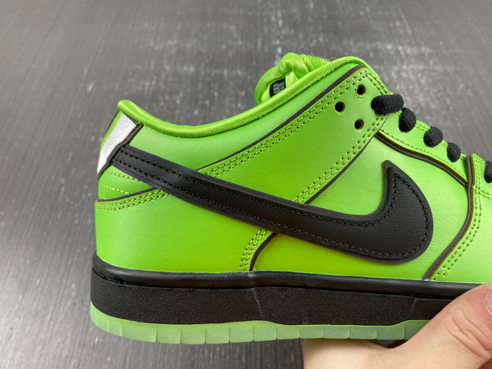 Powerpuff Girls Nike SB Dunk Low "Buttercup" FZ8319-300