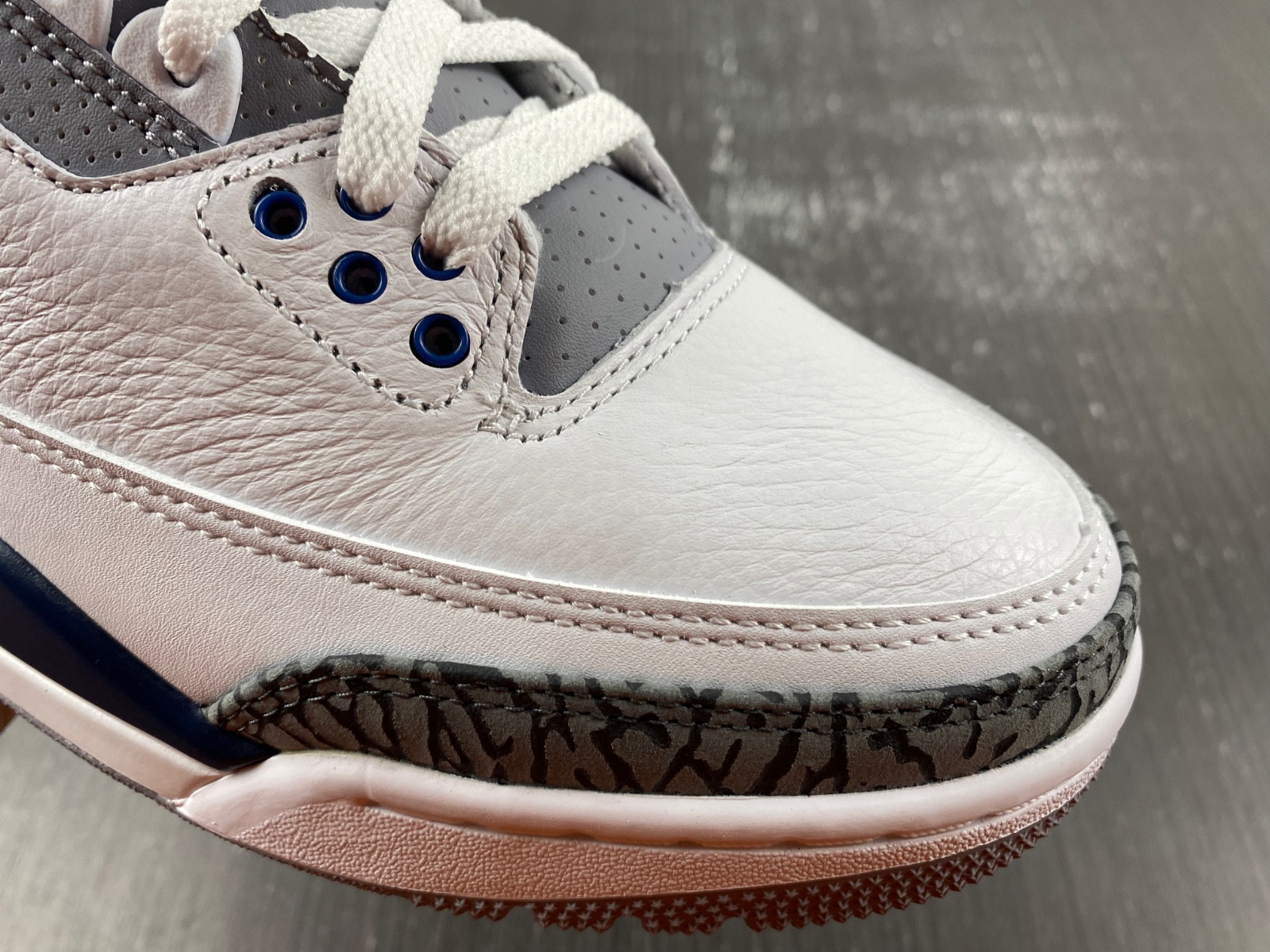 Air Jordan 3 "Midnight Navy" CT8532-140