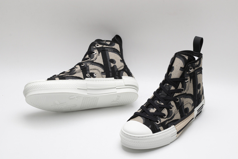 D B23 HIGH-TOP SNEAKERS