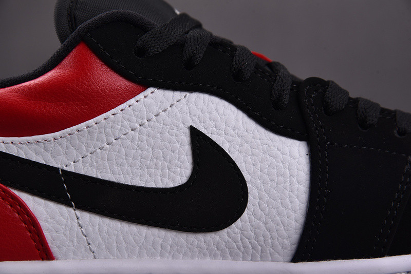 Air Jordan 1 Low“Black Toe” 553558-116