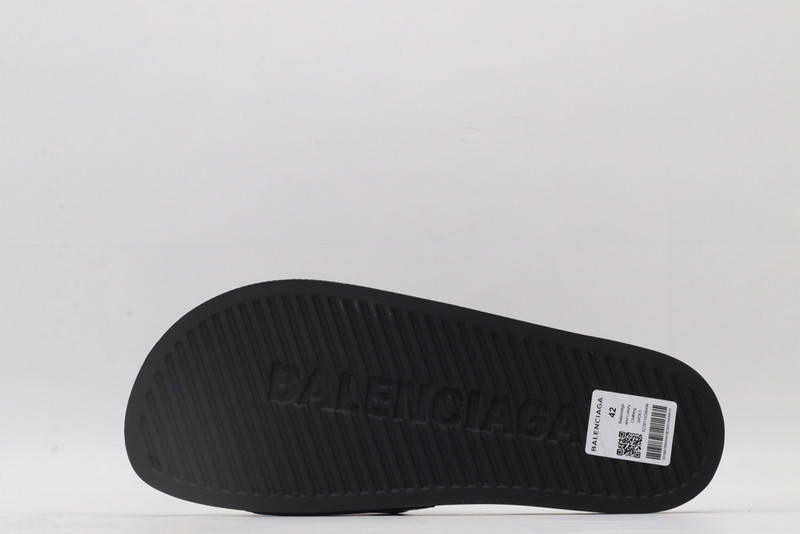 Ba*len*cia*ga slides