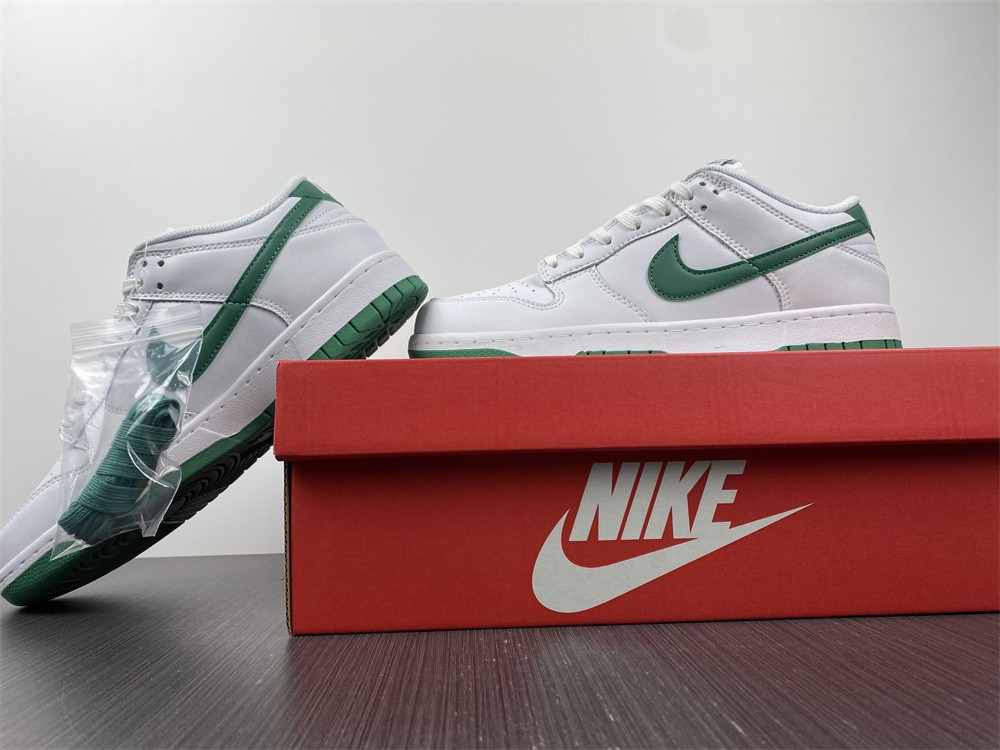 Nike Dunk Low White Green Noise (W) DD1503-112