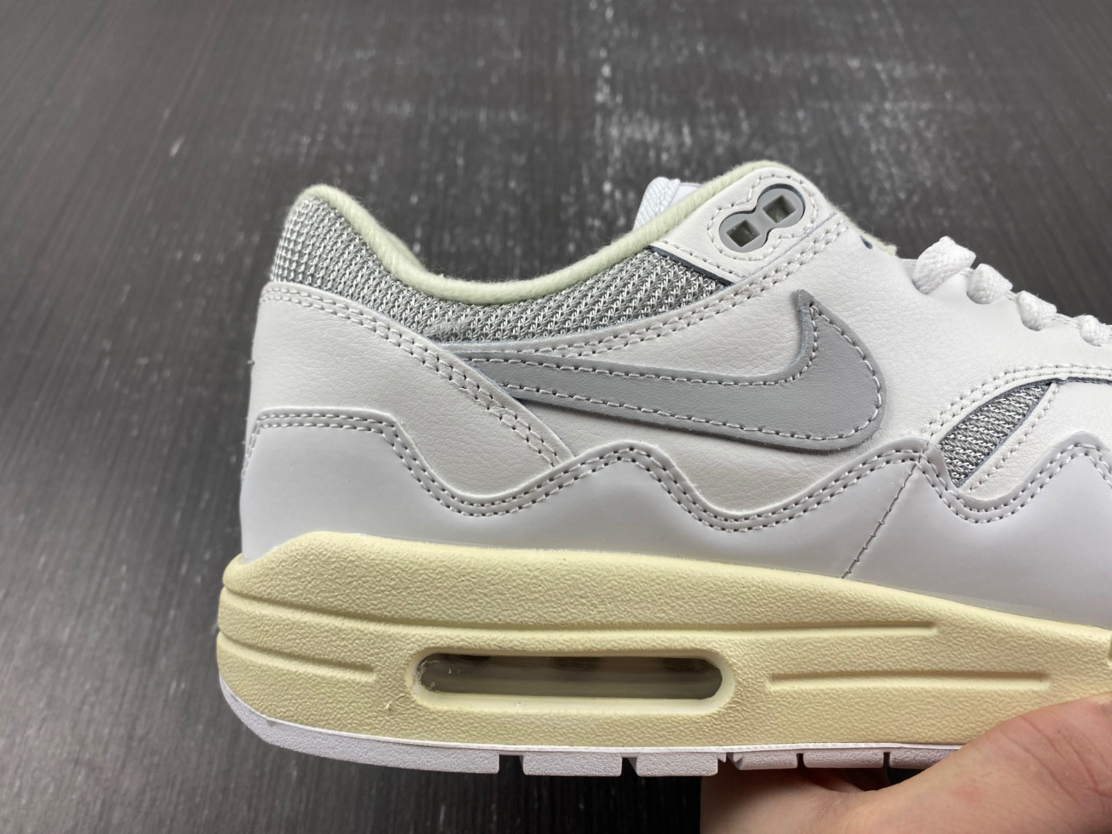 Patta Nike Air Max 1 White Silver DQ0299-100