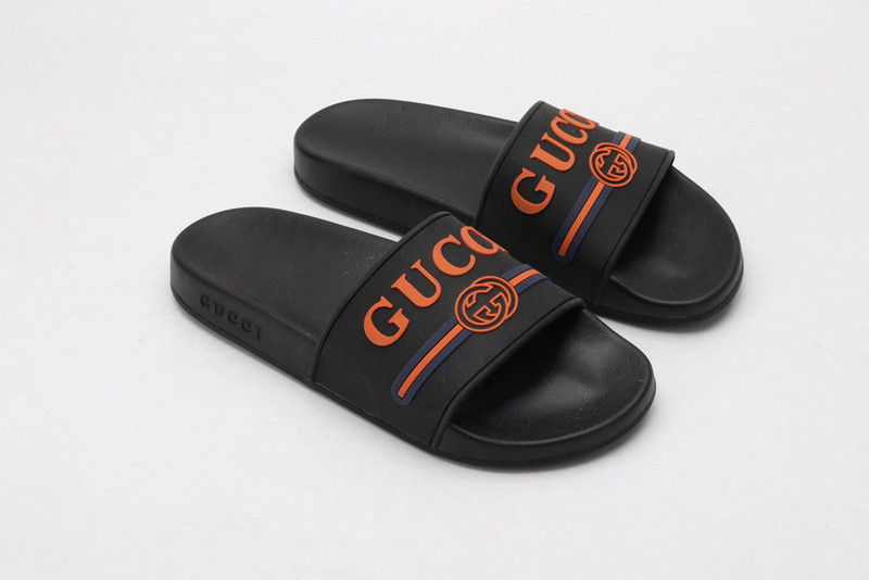 GUC LEATHER SLIDE